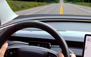 SATONIC Smart Dashboard + Gear Stalk for Tesla Model 3 Highland & 2026 Model Y Juniper – Would You Use It?