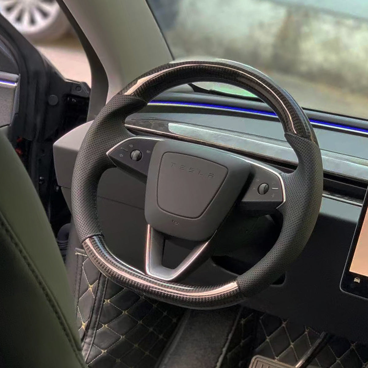 Tesla Model Y & 3 Real Carbon Fiber Round Steering Wheel Nappa Leather